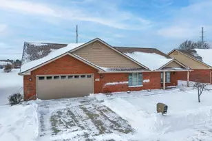 811 Timbers Edge, Marysville, OH 43040 - Photo 1