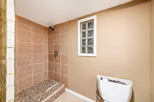 1810 Ashland Ave, Columbus, OH 43212 - Photo 30