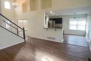 7910 Priestley Dr, Reynoldsburg, OH 43068 - Photo 8