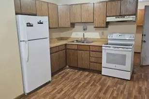 3791 Farm Brook Ln, Columbus, OH 43204 - Photo 2