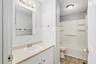 5290 Quincy Dr, Columbus, OH 43232 - Photo 14