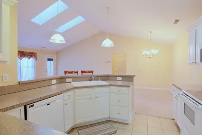 1275 Stonington Court, Lancaster, OH 43130 - Photo 6