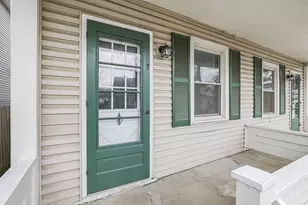 1858 S 5th St, Columbus, OH 43207 - Photo 4