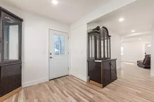 1120 Oakwood Ave, Columbus, OH 43206 - Photo 12