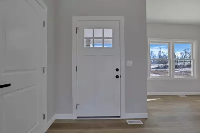 725 Trapp Lane, Hopewell, OH 43746 - Photo 6