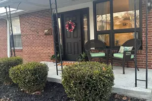 235 N Oak St, London, OH 43140 - Photo 6