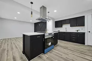 1684 E Blake Ave, Columbus, OH 43219 - Photo 10