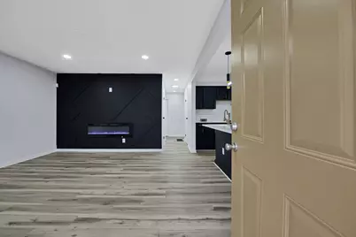 1684 E Blake Avenue, Columbus, OH 43219 - Photo 4