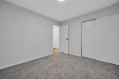 1684 E Blake Avenue, Columbus, OH 43219 - Photo 16