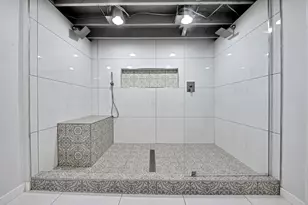 1684 E Blake Ave, Columbus, OH 43219 - Photo 26