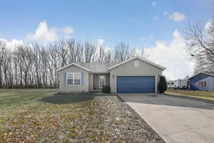 301 Seville Dr, Urbana, OH 43078 - Photo 1