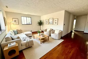 295 E Whittier St, Columbus, OH 43206 - Photo 2