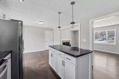 255 Woodside Drive SW, Pataskala, OH 43062 - Photo 4