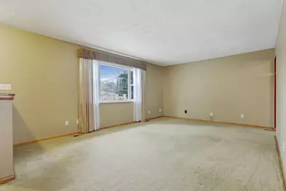 3832 Fallsburg Road NE, Newark, OH 43055 - Photo 8