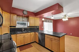 3832 Fallsburg Rd NE, Newark, OH 43055 - Photo 10