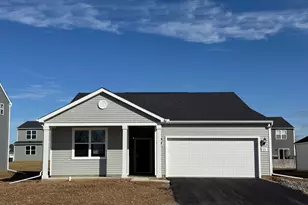 326 Honeysuckle St, South Bloomfield, OH 43103 - Photo 1