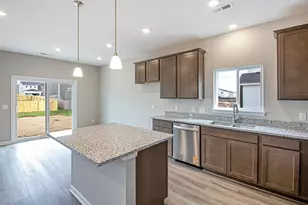 326 Honeysuckle St, South Bloomfield, OH 43103 - Photo 2