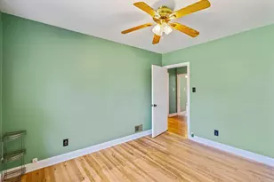 121 N Terrace Ave, Columbus, OH 43204 - Photo 12