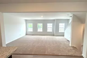 5970 Abernathy Ln, Columbus, OH 43232 - Photo 6