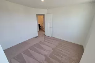 5970 Abernathy Ln, Columbus, OH 43232 - Photo 16