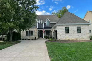 749 Covered Bridge Dr, Delaware, OH 43015 - Photo 2