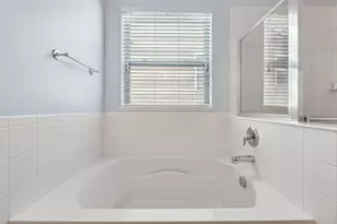 4083 Macaldus Dr, Columbus, OH 43219 - Photo 28