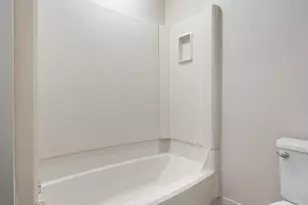 3456 Merrydawn Dr, Columbus, OH 43221 - Photo 32