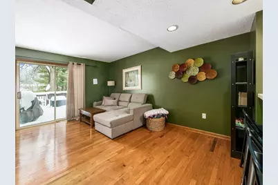 525 Foxtrail Circle E #24, Westerville, OH 43081 - Photo 12