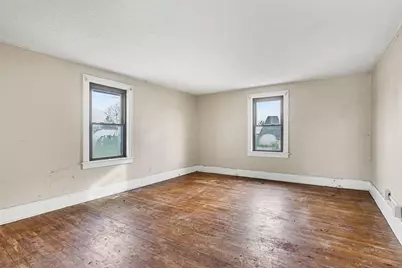 72 N 7th Street, Newark, OH 43055 - Photo 8