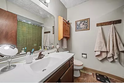 151 W Smiley Avenue #Unit C & D, Shelby, OH 44875 - Photo 8