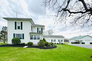 17748 Cherokee St, Harpster, OH 43323 - Photo 2