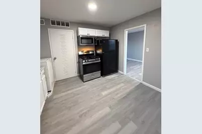 117 Buckeye Circle, Columbus, OH 43217 - Photo 4