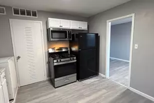 117 Buckeye Cir, Columbus, OH 43217 - Photo 4