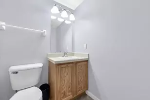 8326 Bruntsfield Rd, Columbus, OH 43235 - Photo 18