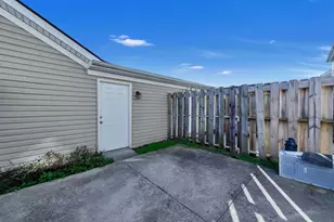 8326 Bruntsfield Rd, Columbus, OH 43235 - Photo 24