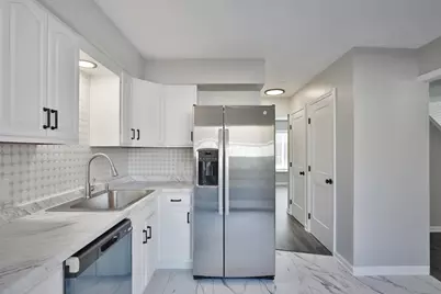 5762 Hallridge Circle, Columbus, OH 43232 - Photo 16