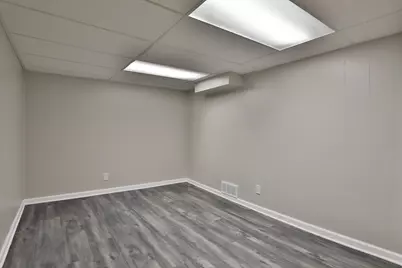 5762 Hallridge Circle, Columbus, OH 43232 - Photo 36