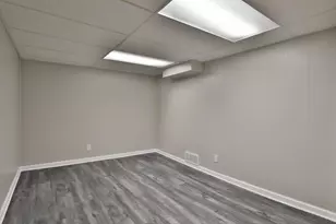 5762 Hallridge Cir, Columbus, OH 43232 - Photo 36