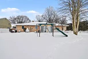 1163 Rosedale Ave, Bucyrus, OH 44820 - Photo 32