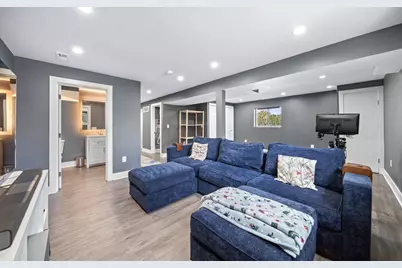 299 Lombard Road, Columbus, OH 43228 - Photo 34