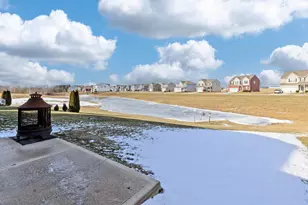 130 Parkdale Dr, Johnstown, OH 43031 - Photo 2