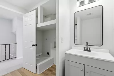 2375 Woodbrook Circle N #128, Columbus, OH 43223 - Photo 16