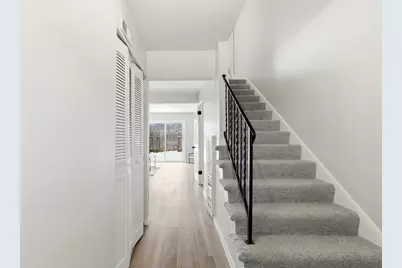 2375 Woodbrook Circle N #128, Columbus, OH 43223 - Photo 10