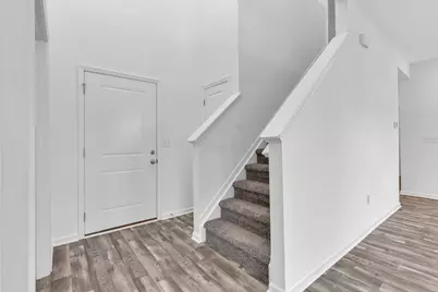 325 Juhl Court, Circleville, OH 43113 - Photo 4