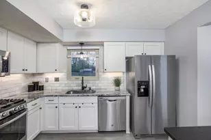 7765 Leaview Dr, Columbus, OH 43235 - Photo 16