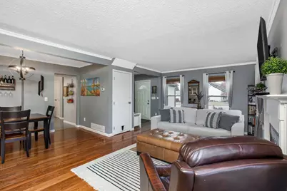 7765 Leaview Drive, Columbus, OH 43235 - Photo 8