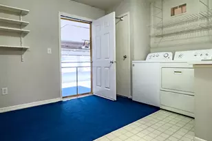 1981 Hoadley Dr, Columbus, OH 43228 - Photo 18