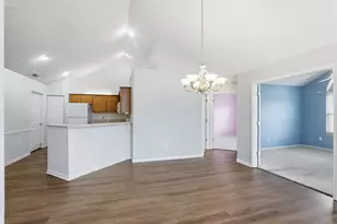 2558 Landings Way, Grove City, OH 43123 - Photo 12