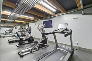 570 S Front St, Columbus, OH 43215 - Photo 28