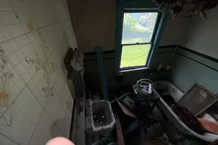 537 Logan St, Steubenville, OH 43952 - Photo 6